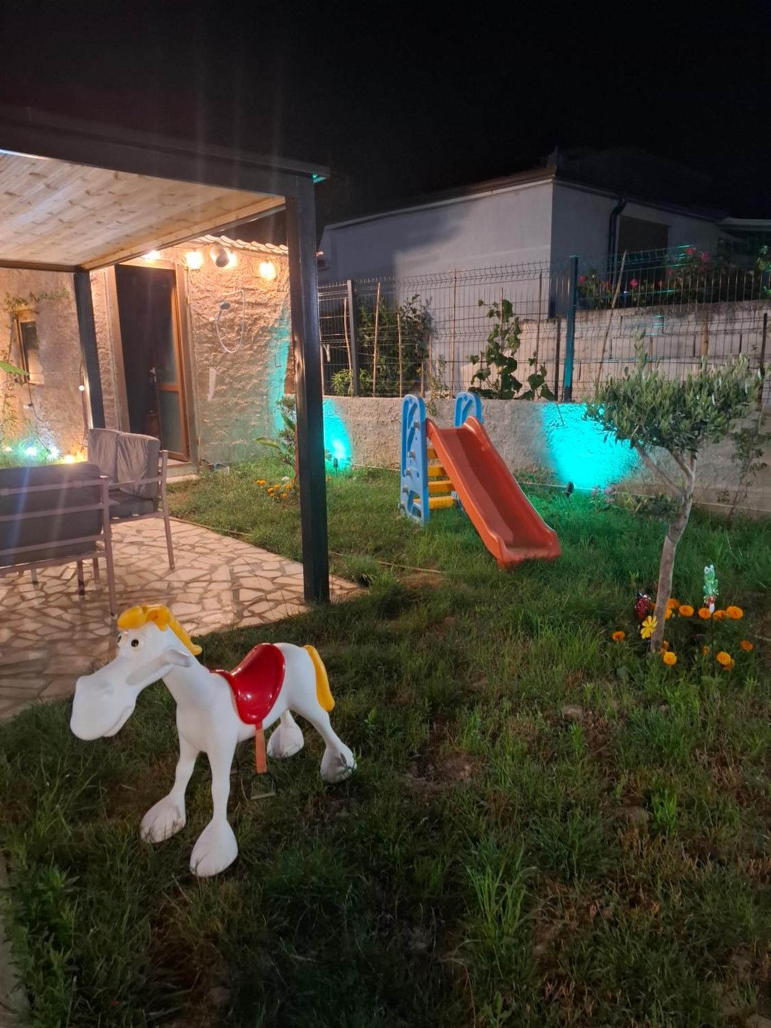 Vila Noar Вльора Екстер'єр фото